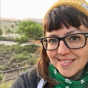 Meet your Posher, Emily